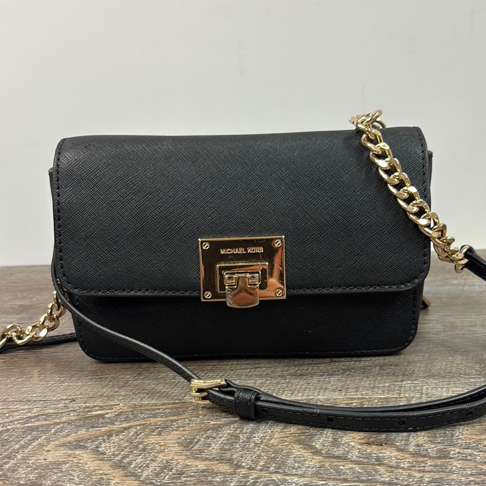 Michael Kors TINA Leather Clutch Crossbody with Detachable Wallet